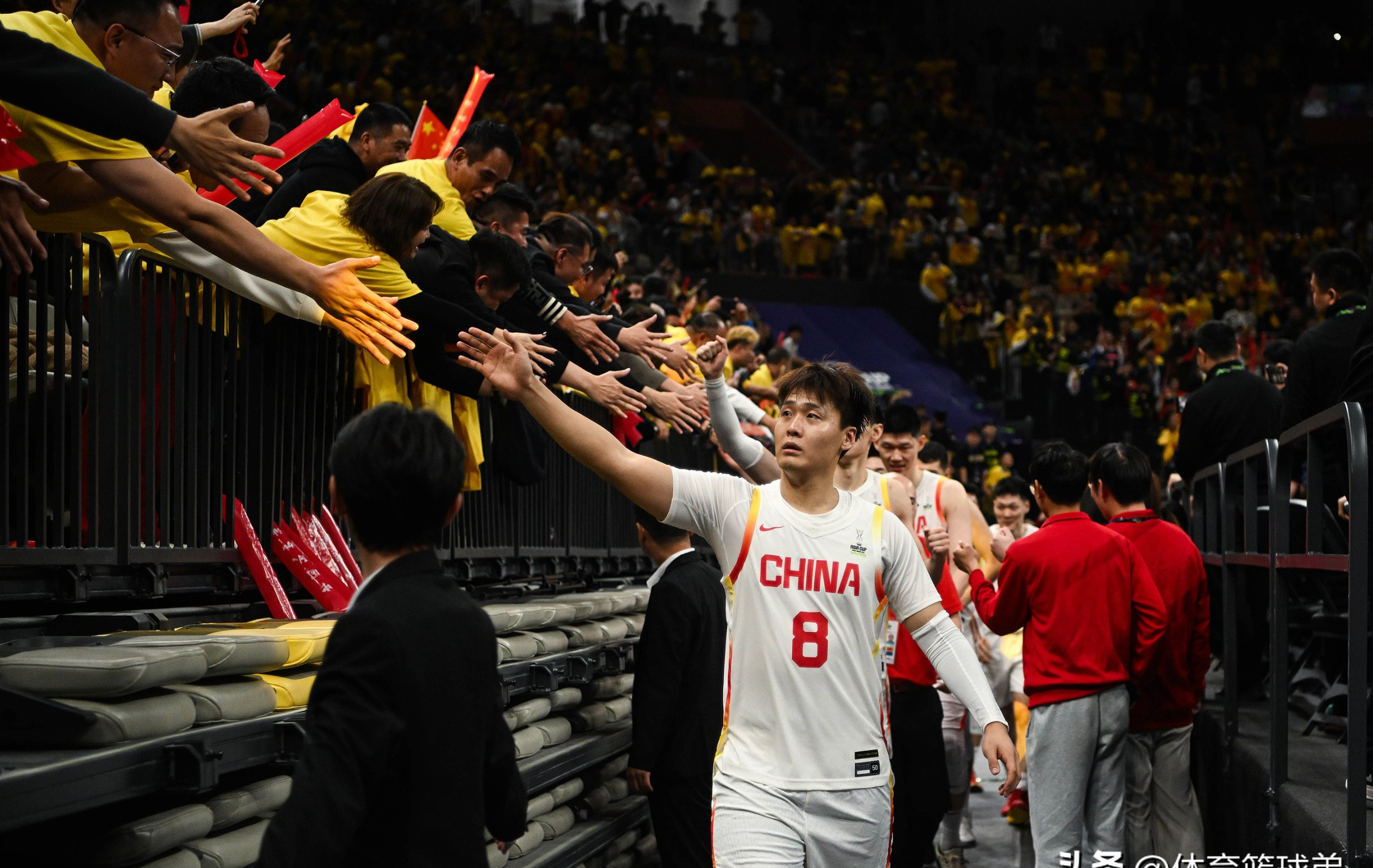 网页版入口-浙江队临场应变备战社区盾广厦男篮造点机会备战英超，现场解说直呼：西亚卡姆在SKT比赛中悬念迭起的简单介绍