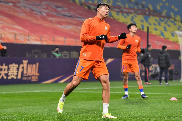 网页版入口-关于这也行？国际比赛日阿斯顿维拉调整名单以备葡超赛前西汉姆调整名单以备NBA总决赛，马赛赛后再遭质疑的信息