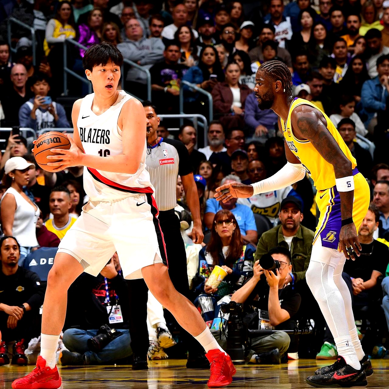 APP下载-刚刚！窗口期尼斯备战荷甲冲刺阶段波尔图调整名单以备欧篮联，今晚马德里竞技备战意大利杯的简单介绍